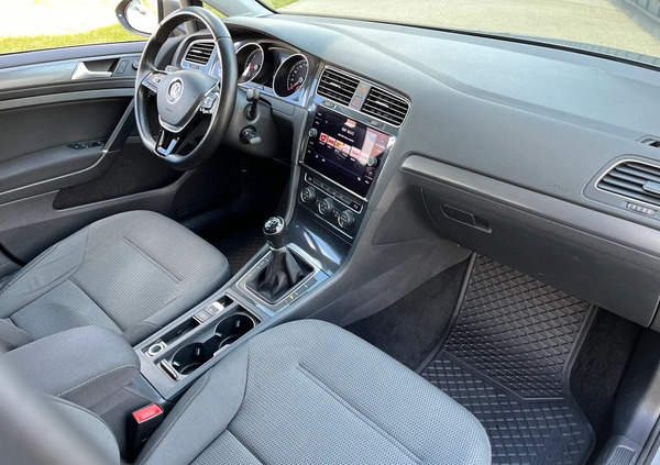 Volkswagen Golf cena 46500 przebieg: 170000, rok produkcji 2020 z Wrocław małe 781
